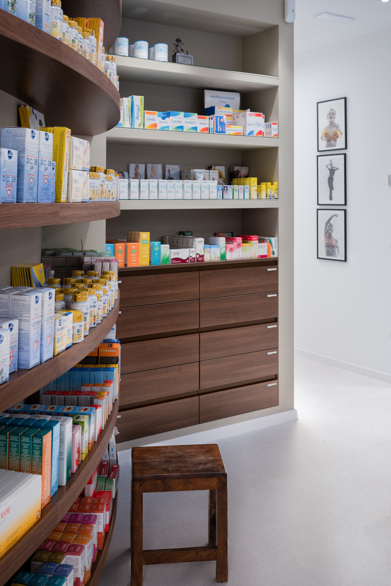 Farmacia Girlan
